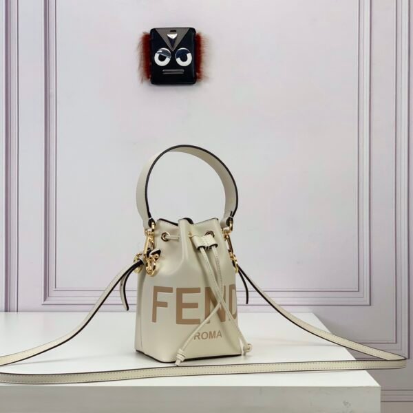 Mon Tresor-White leather minibag