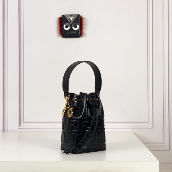 Mon Tresor-Black leather mini-bag