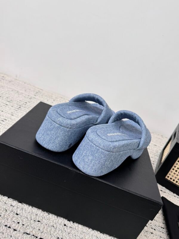 Trompe-l'oeil Denim Goatskin Float Slide