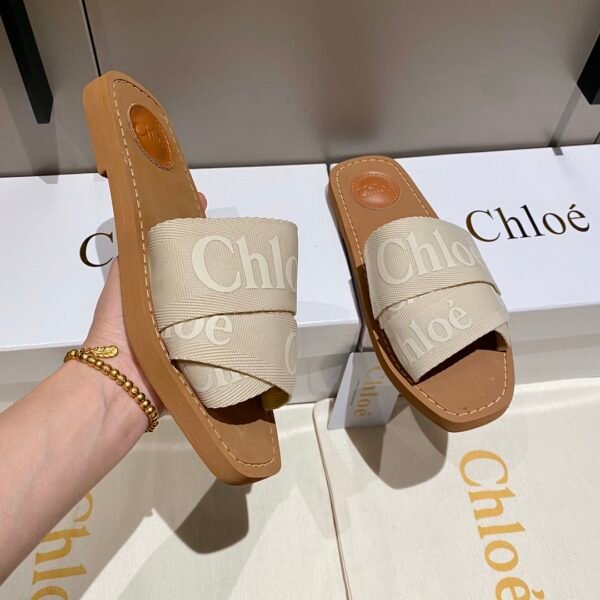 Chloe – Mules Woody