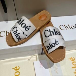 Chloe – Mules Woody