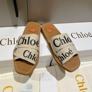 Chloe – Mules Woody