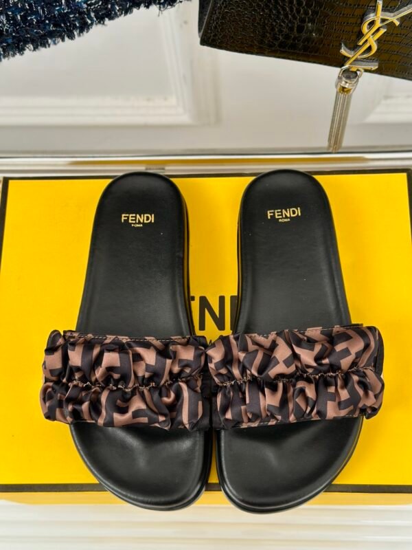 Fendi Feel