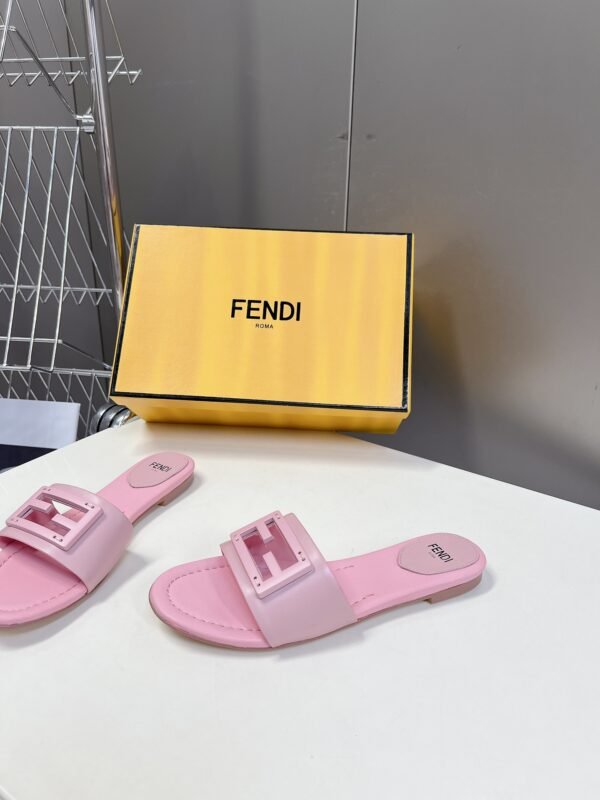 Fendi Baguette