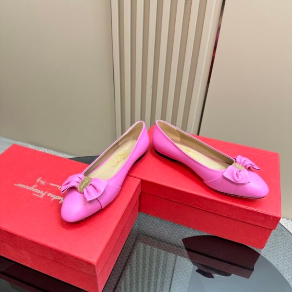 Ferragamo - Varina Ballet Flat