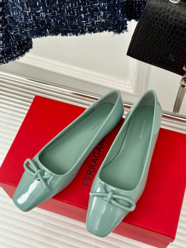 Ferragamo - Ballet Flat with Asymmetric Bow