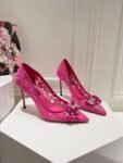 Dolce&Gabbana - LACE RAINBOW PUMPS WITH BROOCH DETAILING