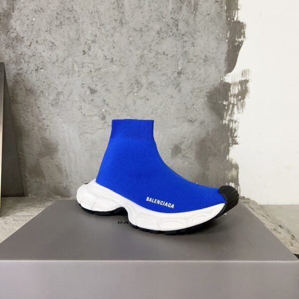 Balenciaga - WOMEN'S SPEED RECYCLED KNIT SNEAKER