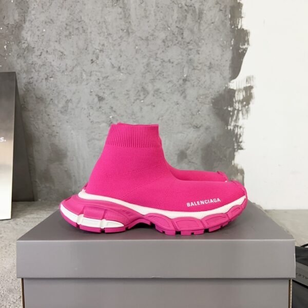 Balenciaga - WOMEN'S SPEED RECYCLED KNIT SNEAKER