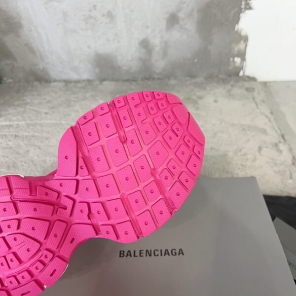 Balenciaga - WOMEN'S SPEED RECYCLED KNIT SNEAKER