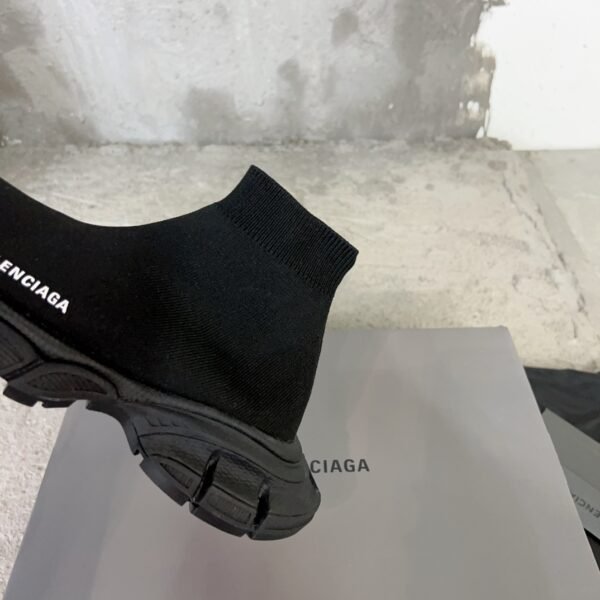 Balenciaga - WOMEN'S SPEED RECYCLED KNIT SNEAKER