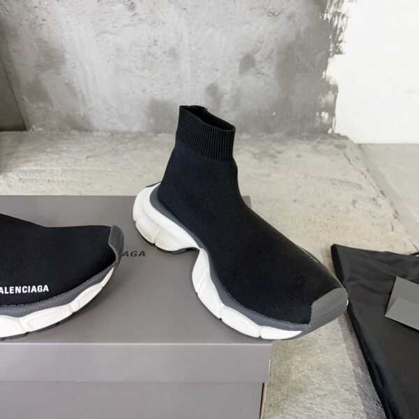 Balenciaga - WOMEN'S SPEED RECYCLED KNIT SNEAKER