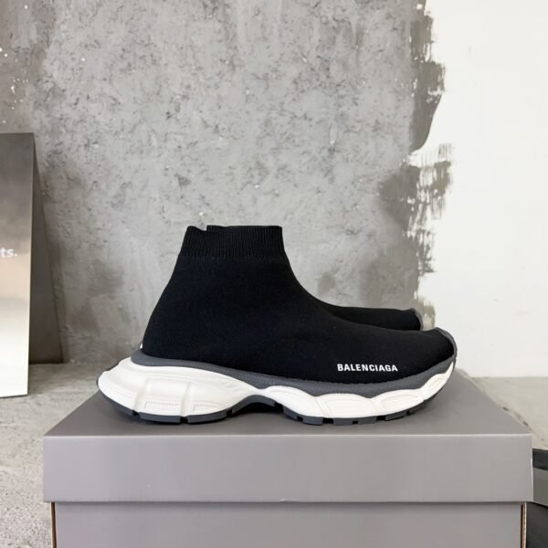 Balenciaga - WOMEN'S SPEED RECYCLED KNIT SNEAKER