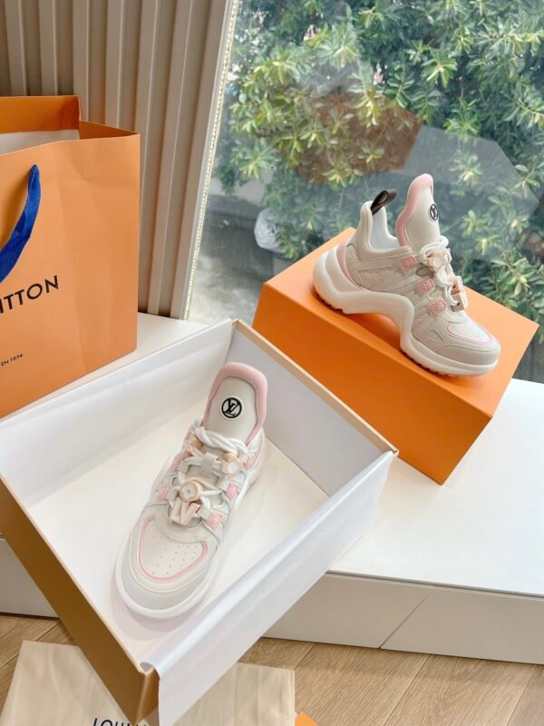 Louis Vuitton - LV Archlight Sneaker