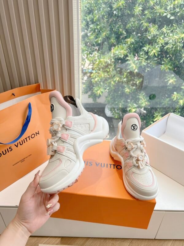 Louis Vuitton - LV Archlight Sneaker