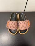 Louis Vuitton - Pool Pillow Flat Comfort Mule