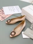 Manolo Blahnik - Hangisiflat