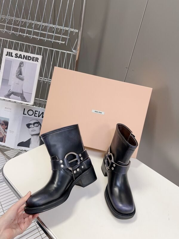 Miu Miu - Vintage-Look Leather Booties