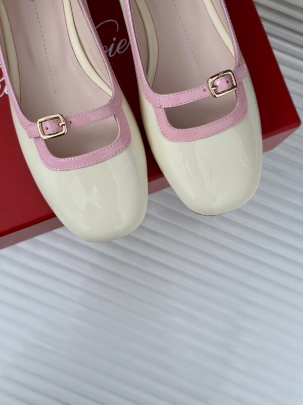 Roger Vivier - Viv' Podium Ballerinas in Patent Leather