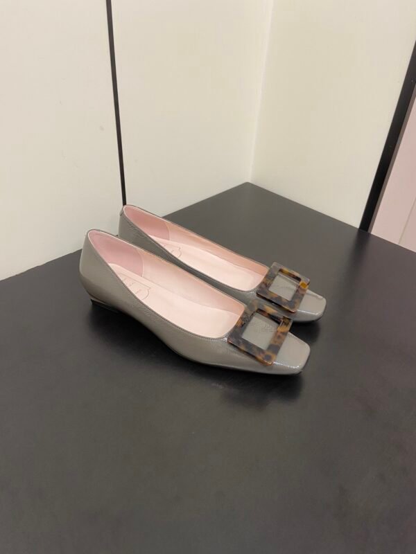 Roger Vivier - Belle Vivier Ballerinas in Patent Leather