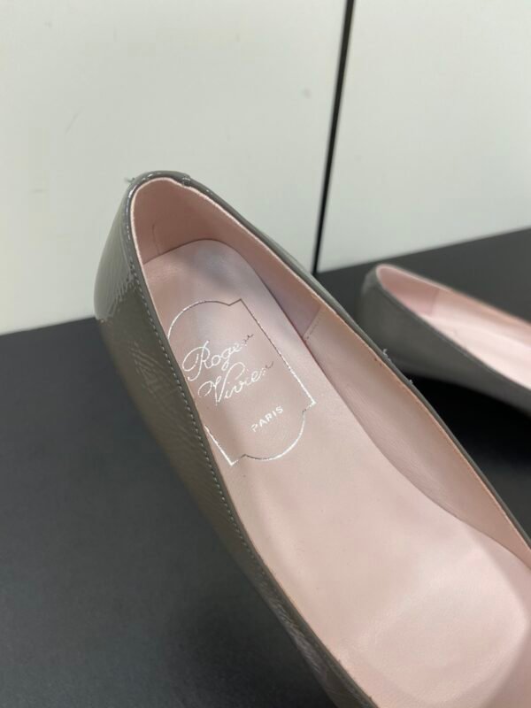 Roger Vivier - Belle Vivier Ballerinas in Patent Leather