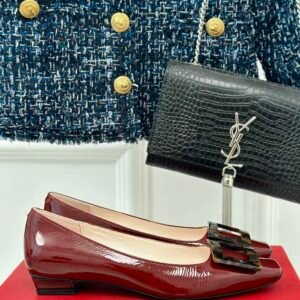 Roger Vivier - Belle Vivier Ballerinas in Patent Leather