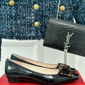 Roger Vivier - Belle Vivier Ballerinas in Patent Leather