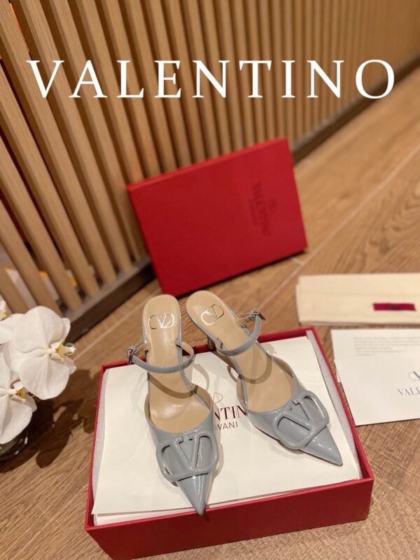 Valentino - Vlogo Signature Calfskin High Heel Shoes With Poster