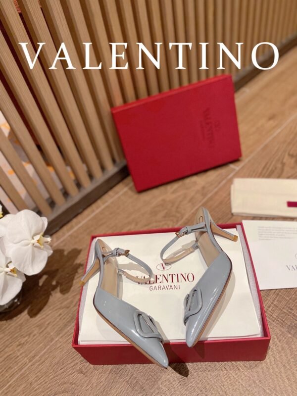 Valentino - Vlogo Signature Calfskin High Heel Shoes With Poster