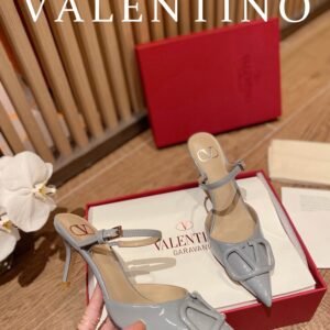 Valentino - Vlogo Signature Calfskin High Heel Shoes With Poster