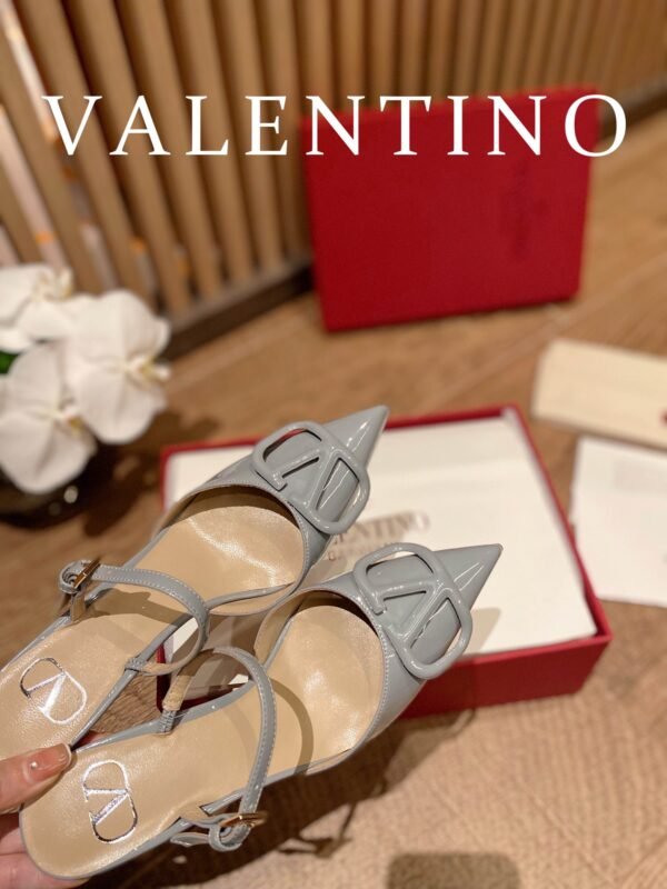 Valentino - Vlogo Signature Calfskin High Heel Shoes With Poster