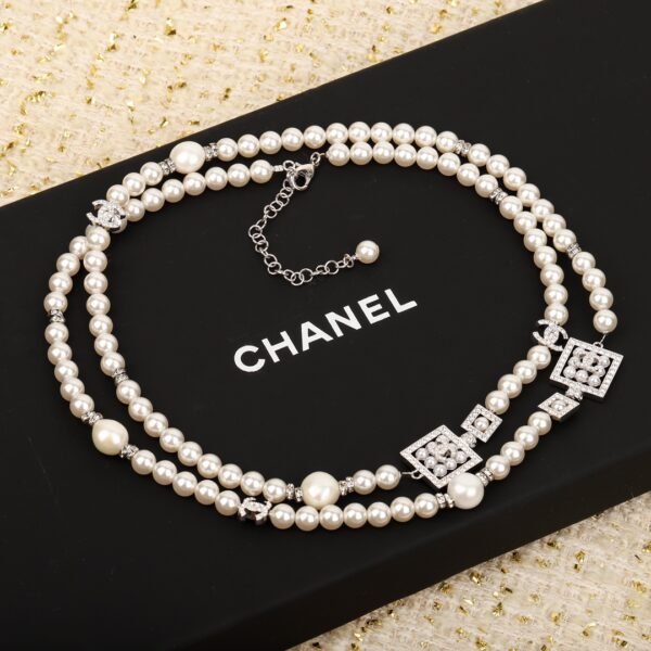 Chanel - Necklaces