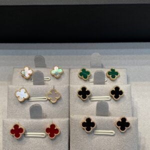 Van Cleef & Arpels - Earrings